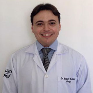 Dr. Rodolfo Brilhante, urologista.